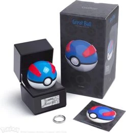 Pokemon - Great Ball Prop Replica