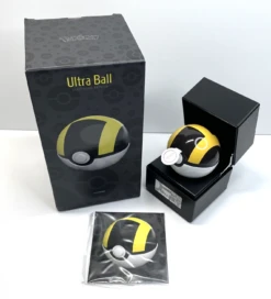 Pokemon - Ultra Ball Prop Replica